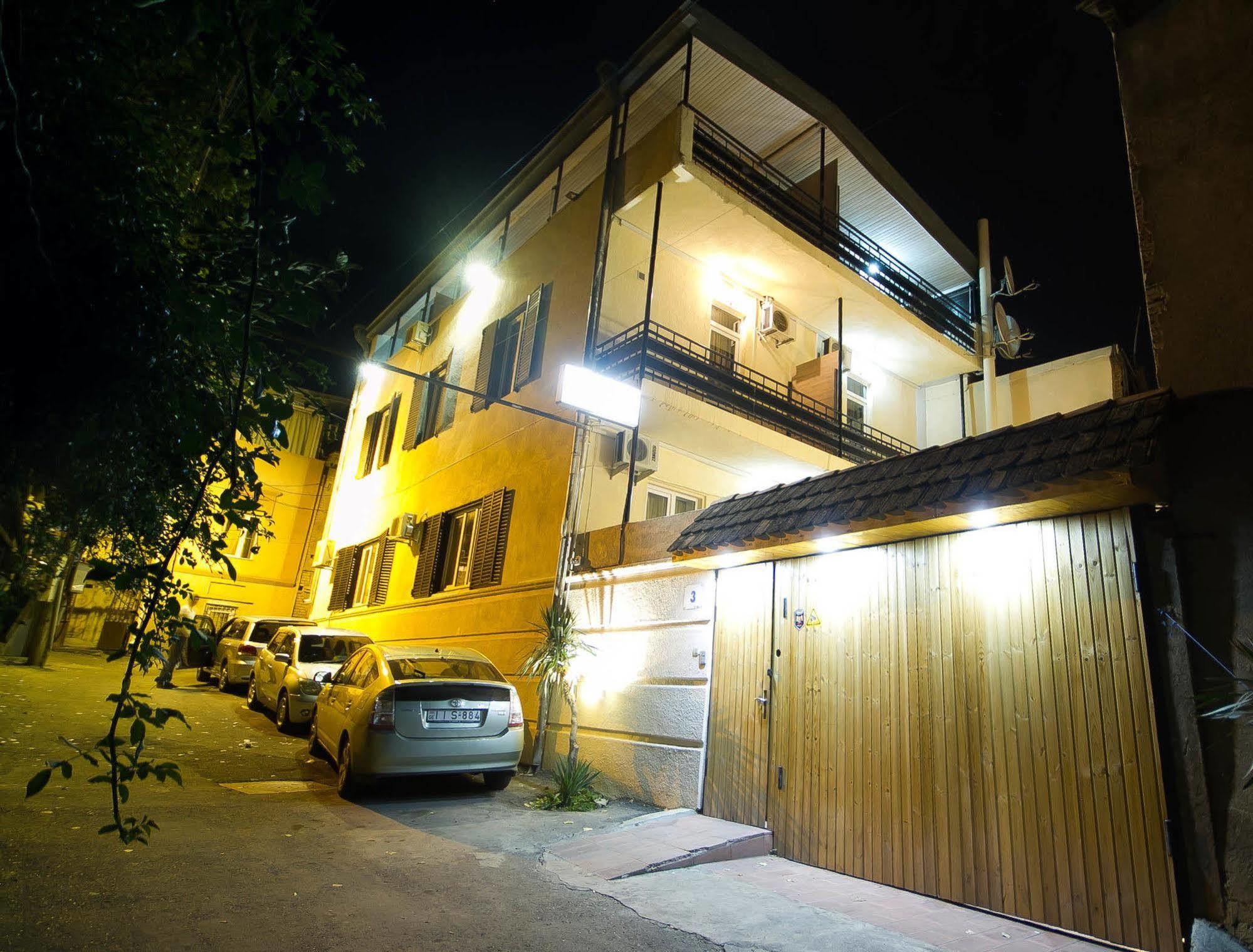 Log Inn Boutique Hotel Tiflis Exterior foto